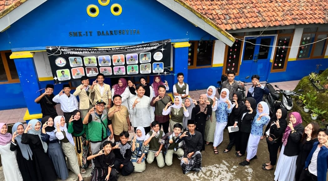 Alqan Nazrailman, Juara I Pemuda Pelopor Kabupaten Bandung : Membangun Sekolah, Membangun Masa Depan