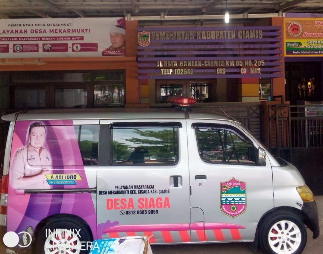 Asep Ari Kades Mekarmukti, Klarifikasi Mobil Ambulance Yang Parkir di UPTD Puskesmas Cisaga Itu, Katanya di Beli Dengan Hasil Gadaikan SK Kepala Desa