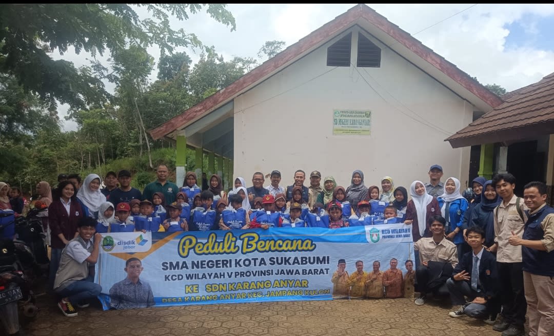 MKKS SMA Kota Sukabumi Peduli Bencana