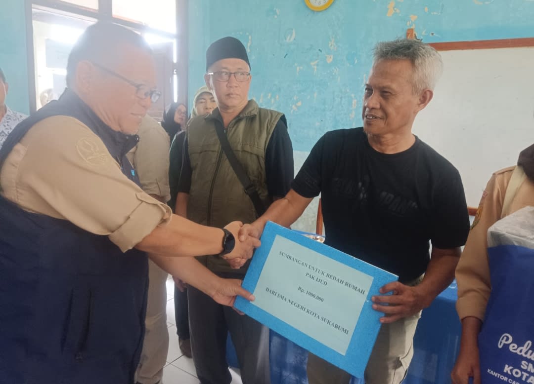 MKKS SMA Kota Sukabumi Peduli Bencana