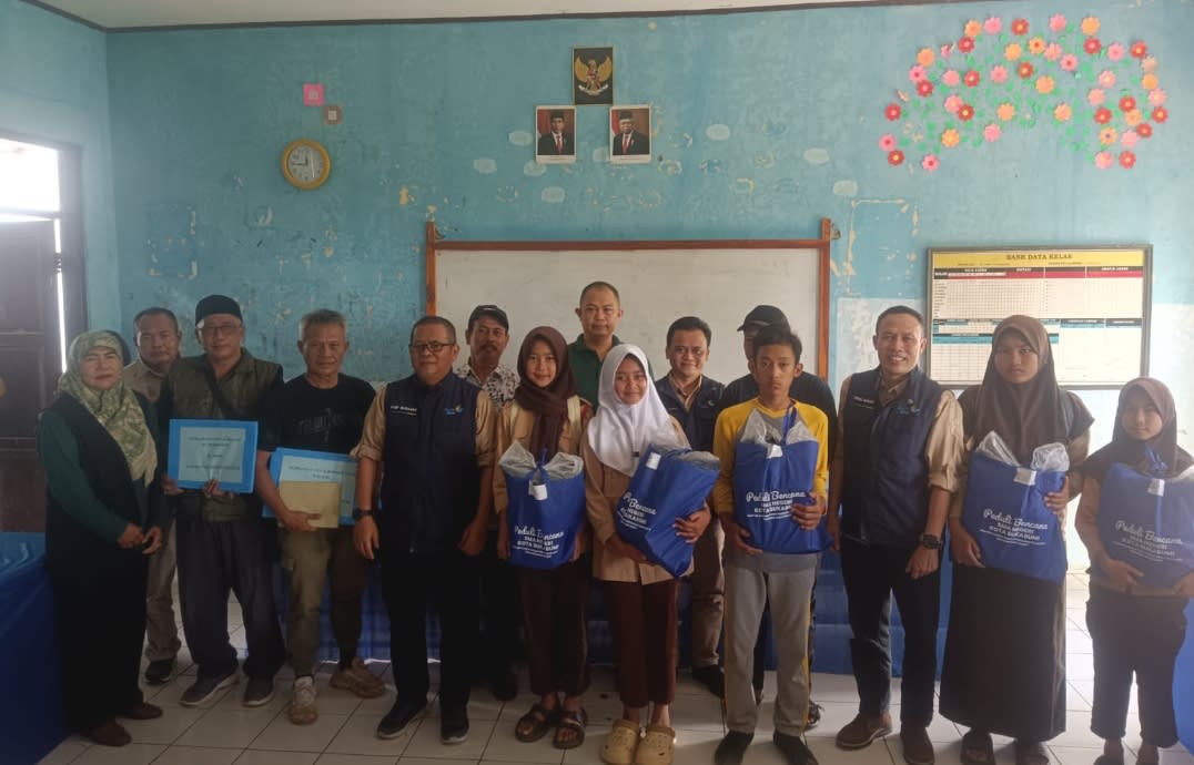 MKKS SMA Kota Sukabumi Peduli Bencana
