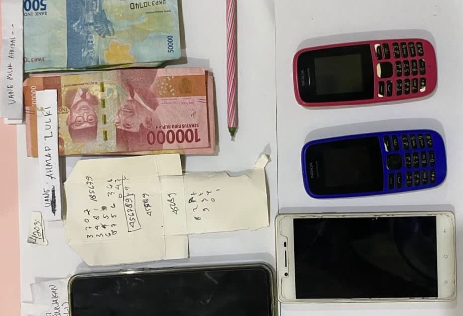 Tekab 308 Polres Tanggamus Berhasil Mengungkap Kasus Judi Online di Wonosobo, 5 Orang Diamankan