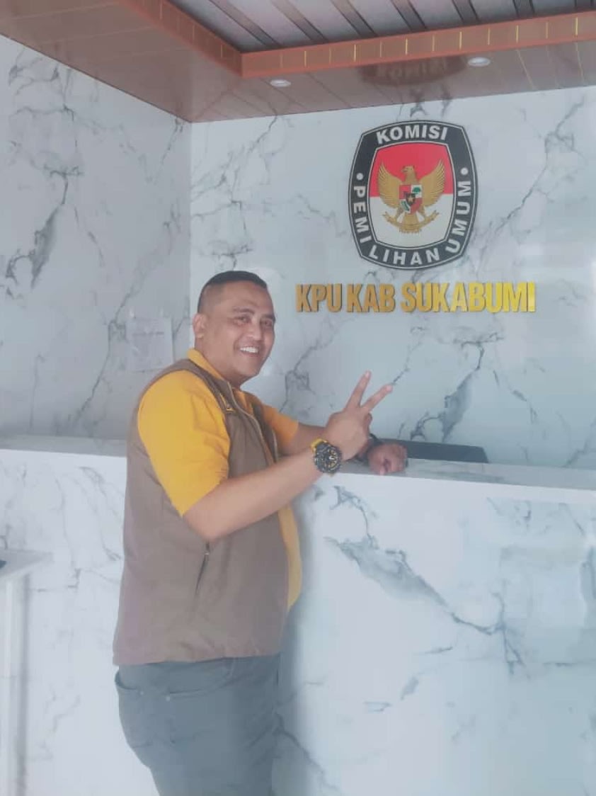 Jaga Kondusifitas Pemilukada Ketua Lsm Dampal Jurig Balad AA Sambangi KPUD Kabupaten Sukabumi