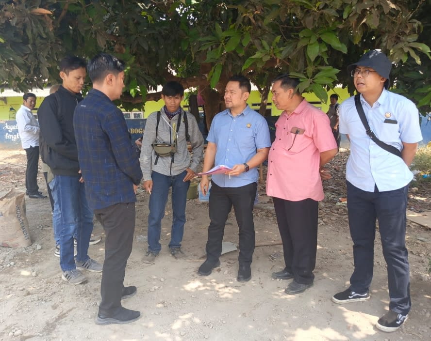 Team Datun Kejari SubangLakukan Monev Pendampingan Hukum Dalam Pembangunan RKB SD Racabogo 2 Pagaden