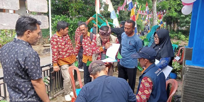 Pemerintahan Desa Pasanggrahan Kecamatan Kasomalang Gelar lomba Kebersihan Antar RW
