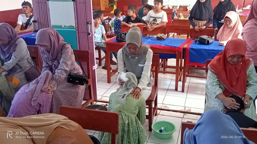 Suasana Haru Menyelimuti Kesederhanaan Pelepasan Siswa-siswi Kelas VI SDN Darmaga V