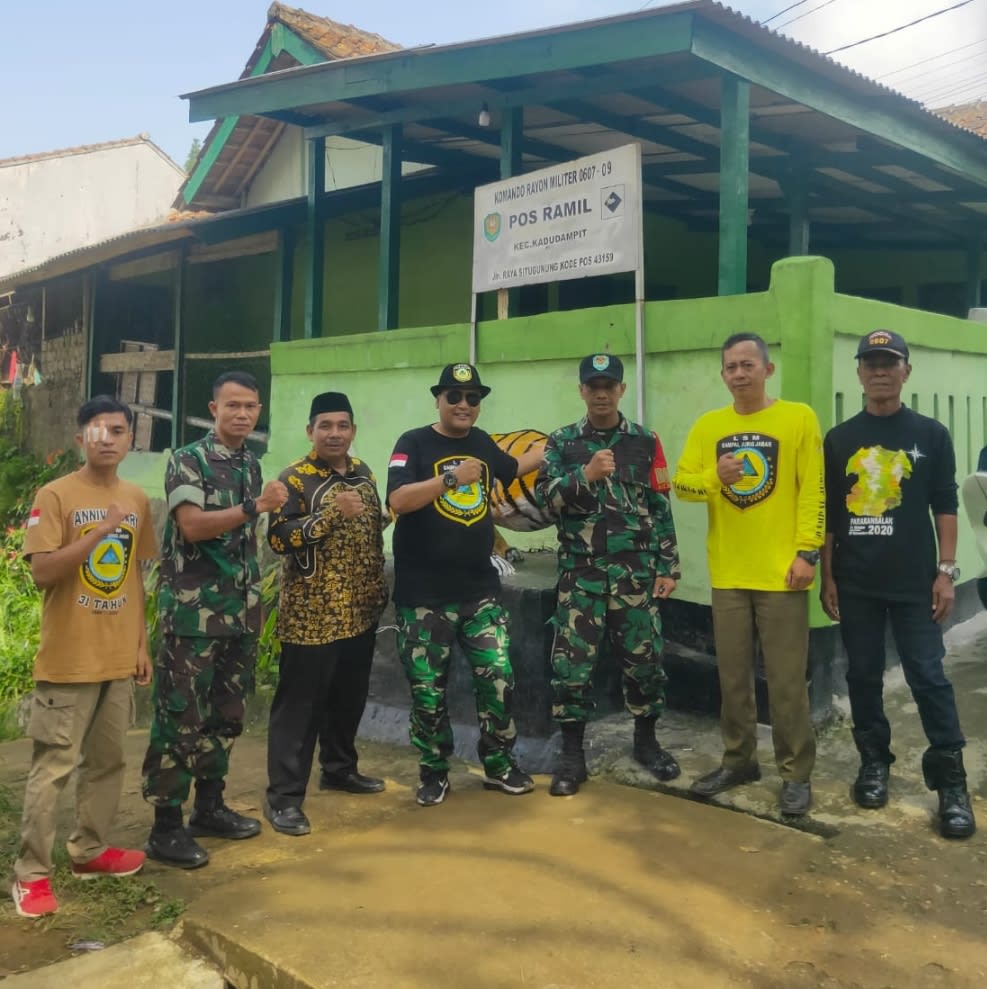 Lsm Dampal Jurig & TNI Berkolaborasi Hijaukan Kaki Gunung Gede & Halimun Salak Dengan Aksi Penanaman Pohon & Opsih Di Hari Lingkungan hidup Sedunia & HUT Kodam III Siliwangi
