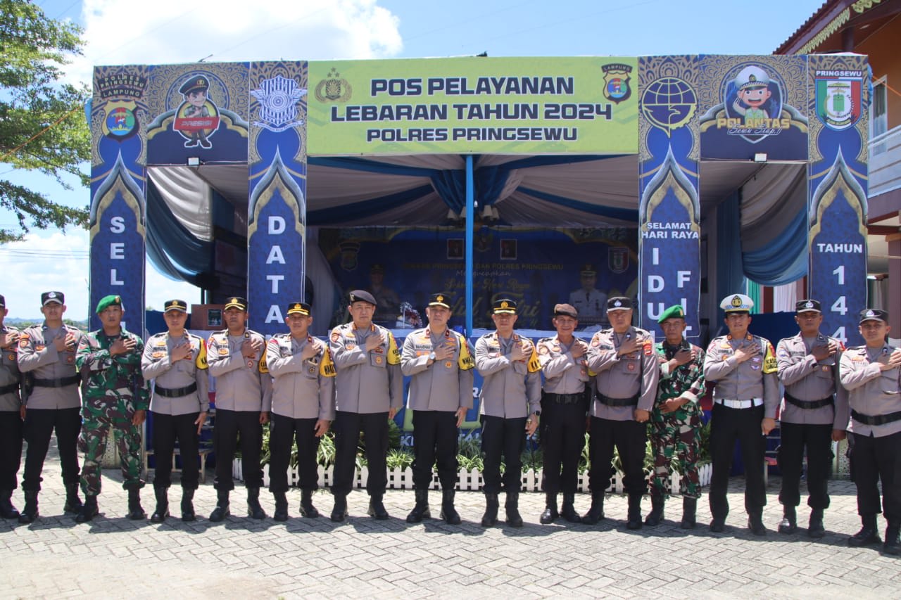 Pastikan kelancaran Arus Mudik, Wakapoda Lampung Kunjungi Pos Pelayanan Idhul Fitri di Pringsewu