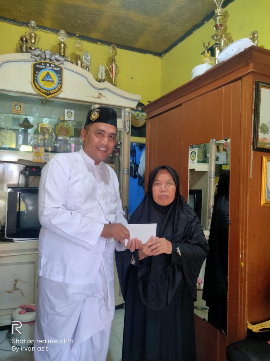 Gerakan Aksi Sosial Di Bulan Rajab Jum at Barokah Lsm Dampal Jurig Peduli Sesama Santuni Puluhan Anak Yatim Piatu Janda Jompo Ustadz Dll Dibeberapa wilayah