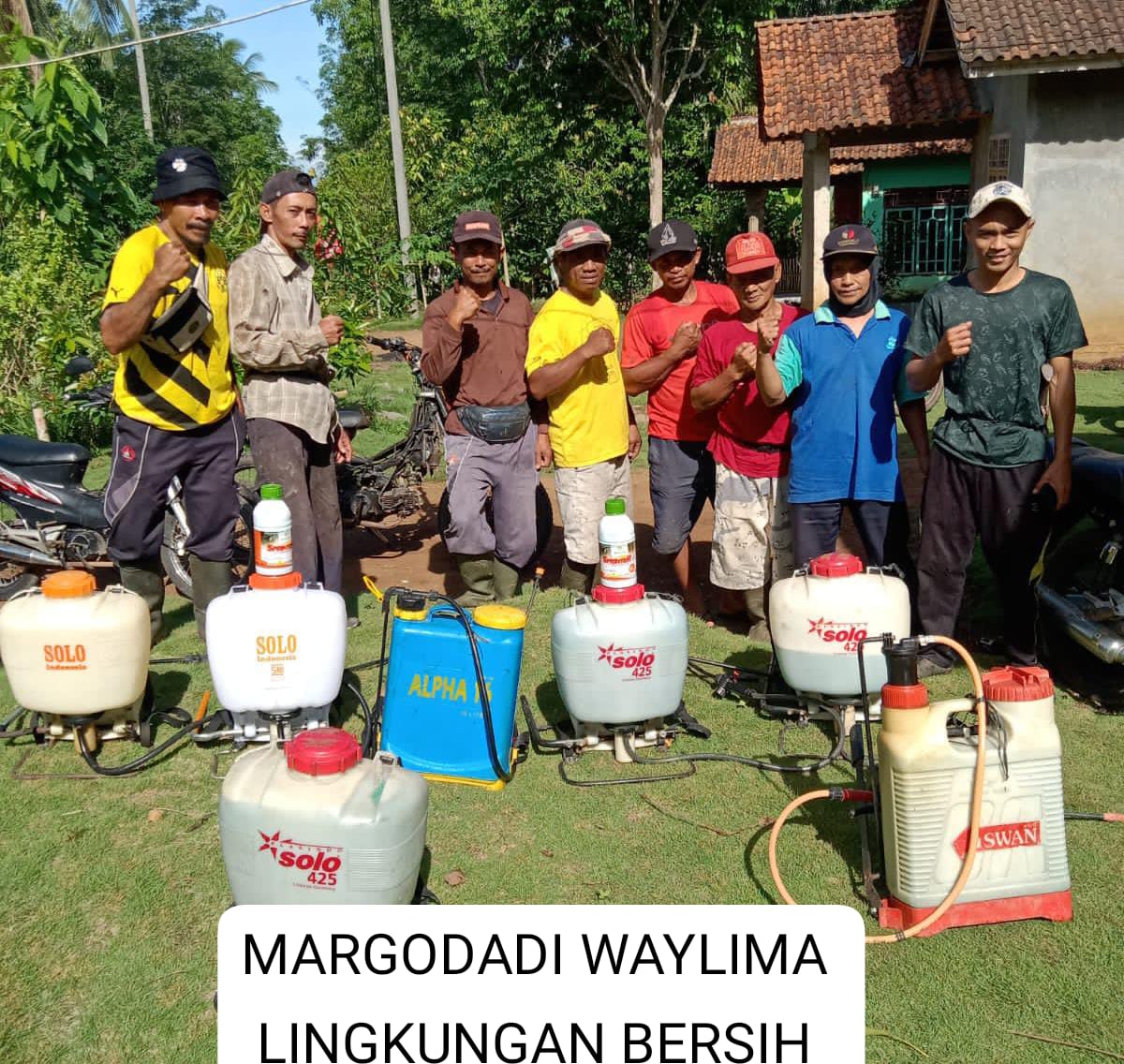 Pemdes Margodadi Laksanakan Kegiatan Rutin Jum’at Bersih Lingkungan Desa