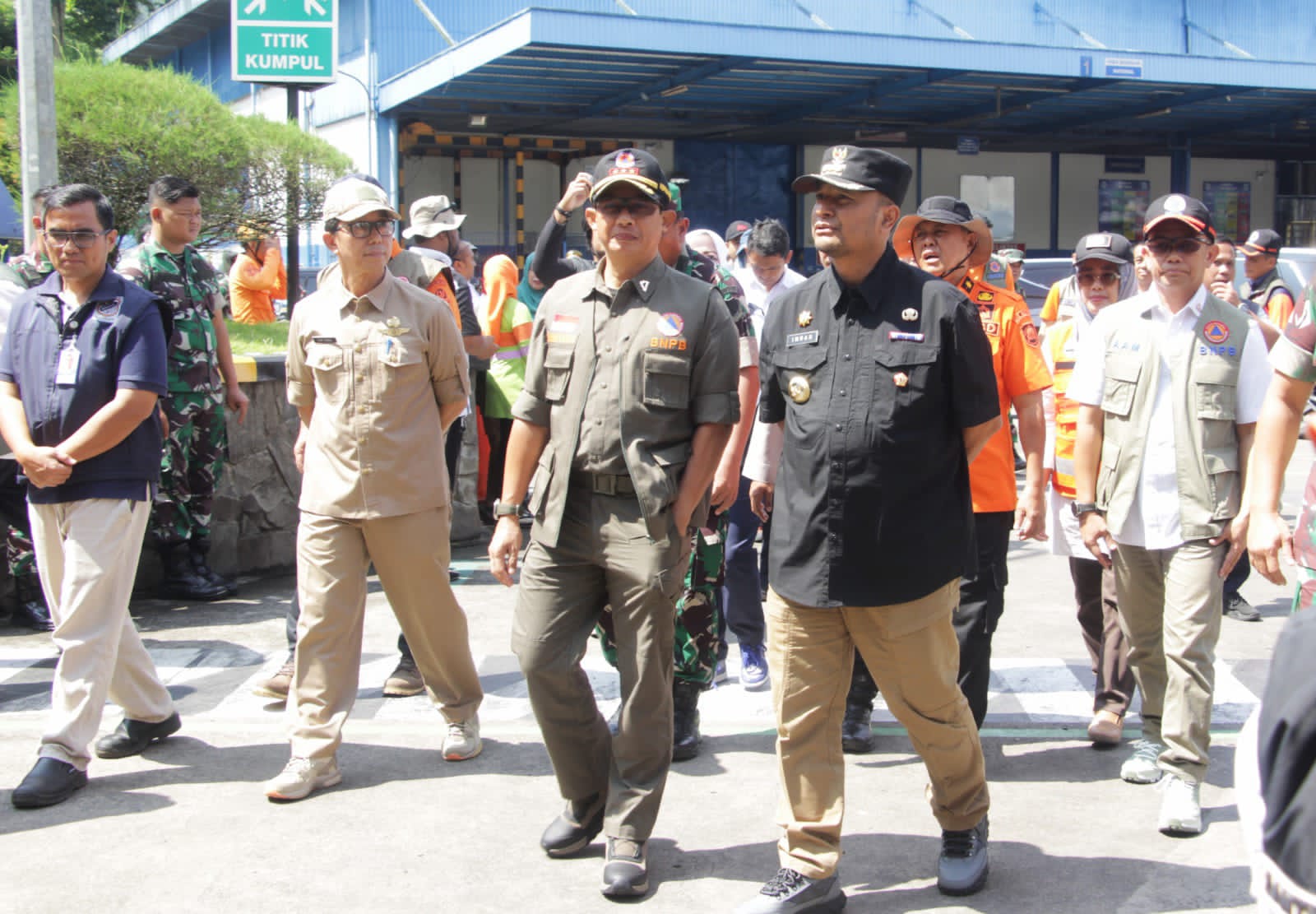 Kolaborasi Pemkab Subang dan BNPB RI Melakukan Penanganan Longsor Cipondok Desa Pasangrahan Kec. Kasomalang