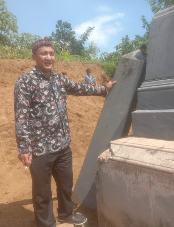 MASA KEJAYAAN PERKEBUNAN TEH, KINA, KOPI,KARET DI WILAYAH NAGRAK CIBADAK KABUPATEN SUKABUMI