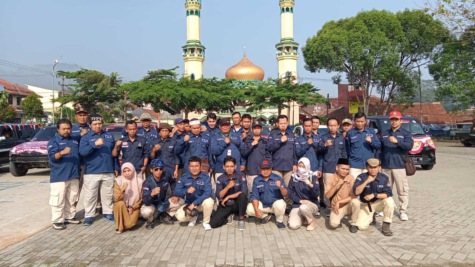 PPK Kecamatan Cisalak ” SATRIA ” Ikuti Gelar Kirab Pemilu 2024 Yang Di Adakan Oleh KPU Kabupaten Subang