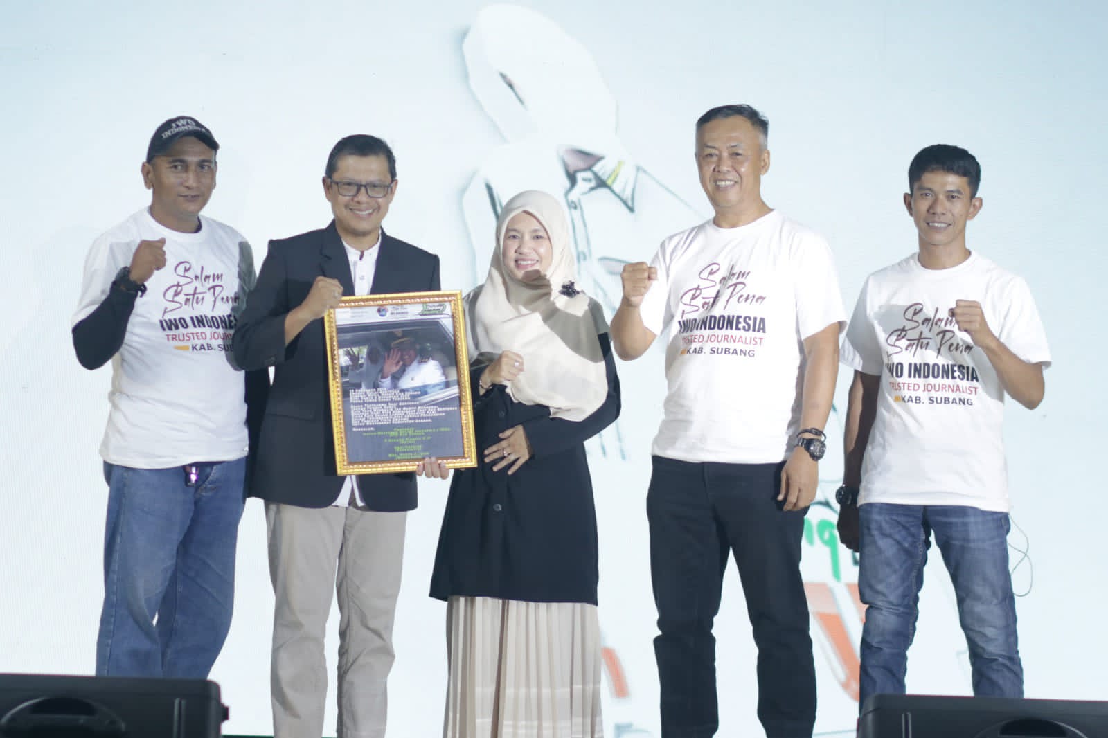 Terimakasih Kang Akur, telah memikul amanah yang tak mudah, berjuang hingga akhir, memenuhi lintasan garisan takdir