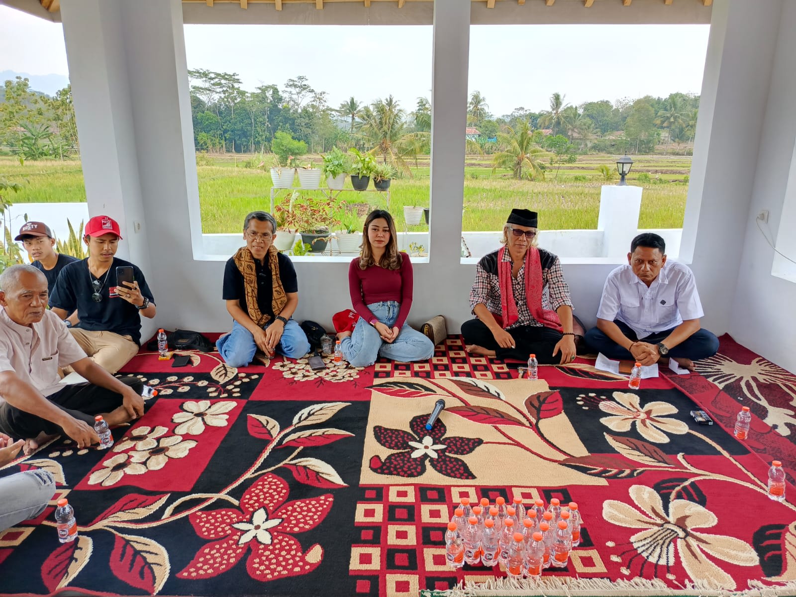 Caleg DPRD Subang Dapil I dan Provinsi Dapil XI Jabar Dari Partai Solidaritas Indonesia (PSI) Sosialisasi ke Desa Bantarsari.