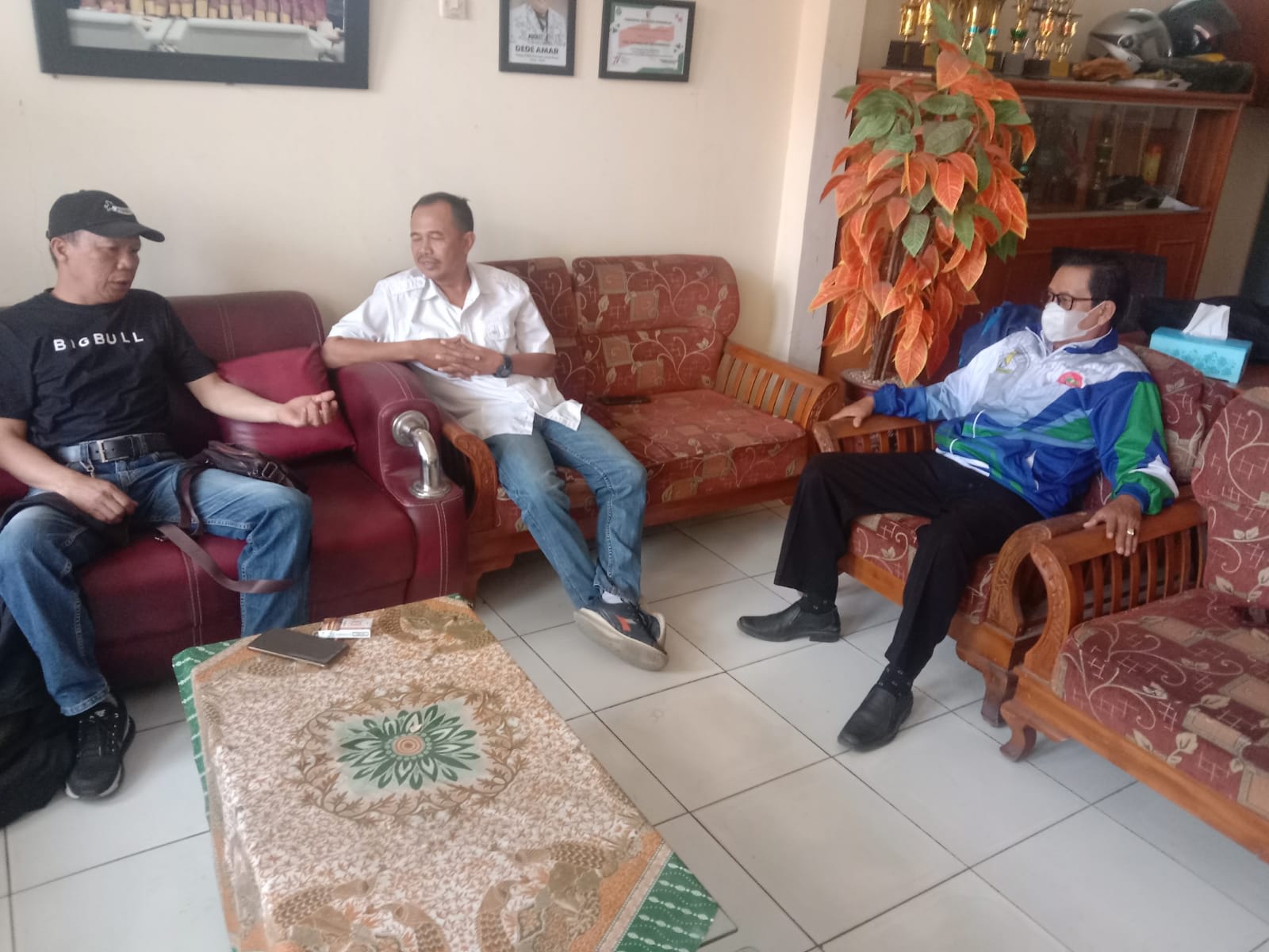 Dugaan Pungli HUT PGRI Oleh Satker Bid Pendidikan Kec Dayeuhkolot Kab Bandung Menjadi Bola Liar