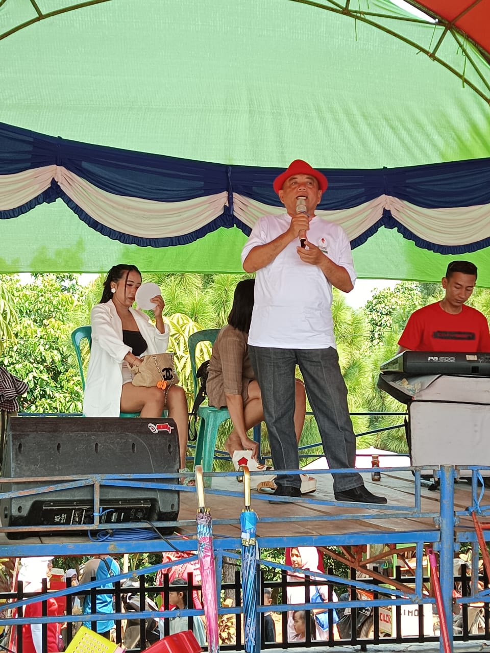CAMAT CIJAMBE TURUT MEMERIAHKAN HUT RI KE 78 DI DESA BANTARSARI