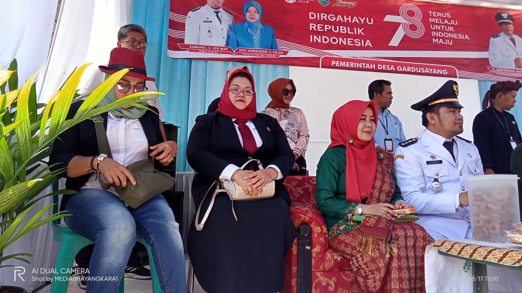 Anggota DPRD Kabupaten Subang Fraksi PAN Hj. Popon Supriatin S.Pd Ikut Meriahkan HUT RI Ke-78 Di Setiap Desa Di Kecamatan Cisalak
