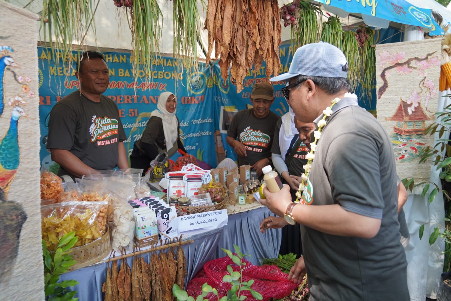 Hari Krida Pertanian Tingkat Kabupaten Garut Resmi Dibuka Turut pula diisi Penghargaan Harum Madu Tahun 2023