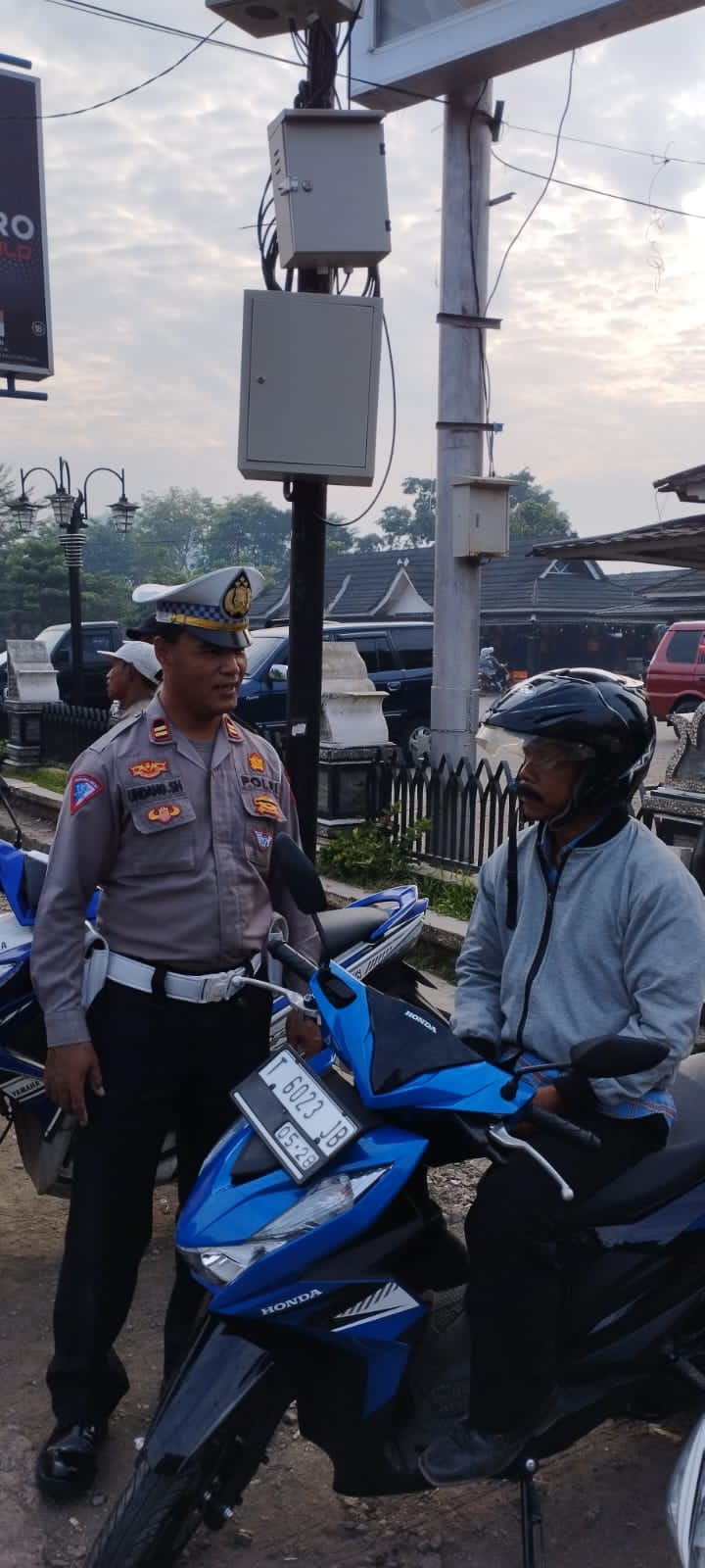 Operasi Patuh Lodaya 2023 Polres Purwakarta Himbau Pengemudi Sepeda Motor Patuhi Aturan