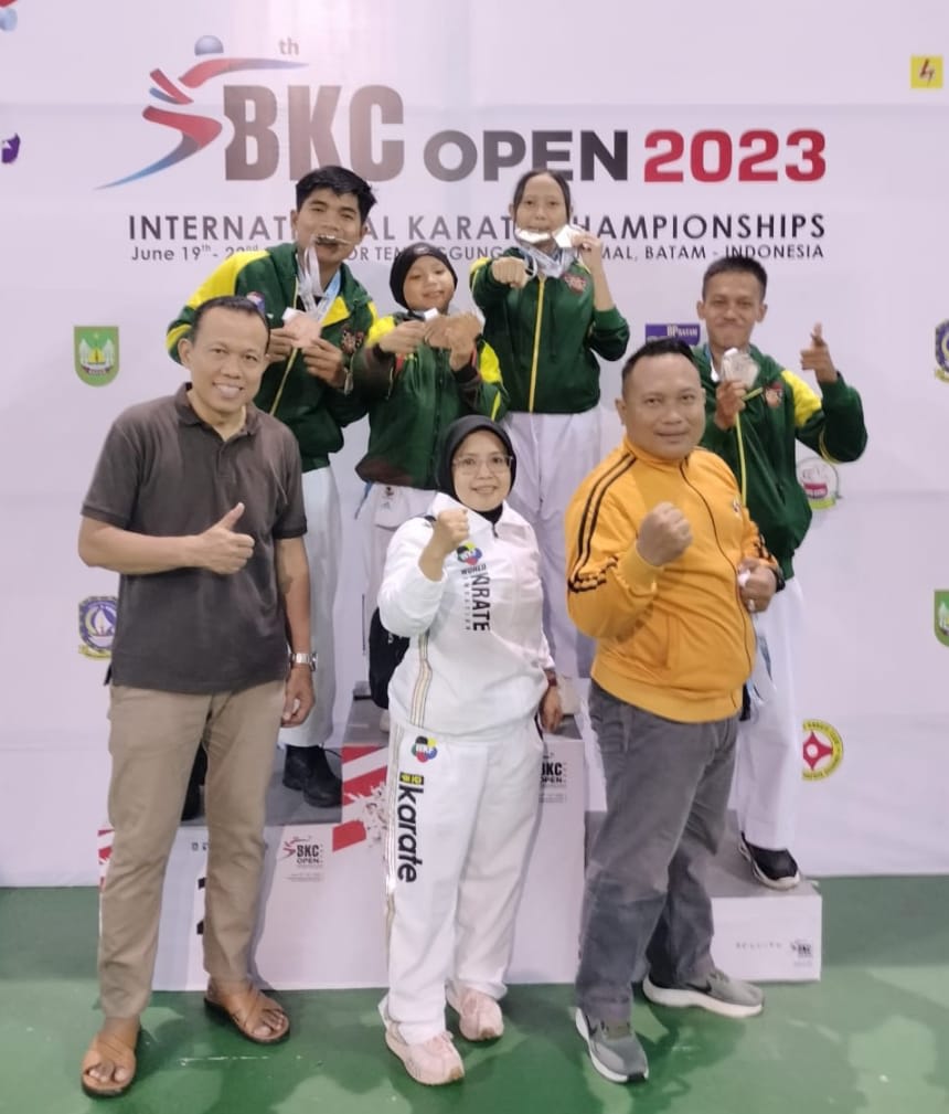 ATLIT KARATE SUBANG KEMBALI MEMBAWA MEDALI INTERNATIONAL KARATE CHAMPIONSHIPS KEJUARAN BKC OPEN 2023 DI BATAM