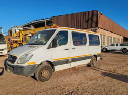 Mercedes-Benz Sprinter Bus 7
