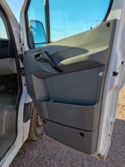Mercedes-Benz Sprinter Bus 12