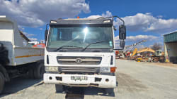 Used Tata Novus 3439 Croncrete / Cement Mixer Truck ( 6m3) 2