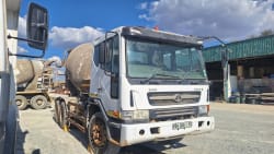 Used Tata Novus 3439 Croncrete / Cement Mixer Truck ( 6m3) 8