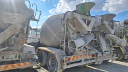 Used Mercedes-Benz V-Series Concrete / Cement Mixer Truck (6m3) 5