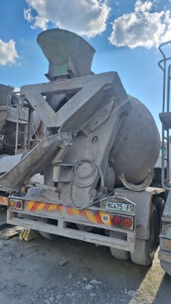 Used Mercedes-Benz V-Series Concrete / Cement Mixer Truck (6m3) 7