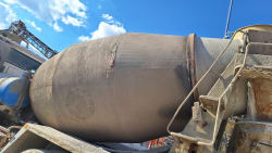 Used Tata Novus 3439 Concrete / Cement Mixer Truck ( 6m3) 6