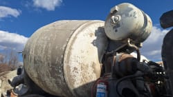 Used Mercedes-Benz 3535 Axor Concrete / Cement Mixer Truck ( 8m3 ) Newta 2026-0011 6