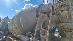 Used Mercedes-Benz 3535 Axor Concrete / Cement Mixer Truck ( 8m3 ) Newta 2026-0011 11
