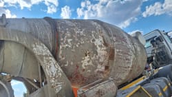 Used Mercedes-Benz 3535 Axor Concrete / Cement Mixer Truck ( 8m3 ) Newta 2026-0012 11