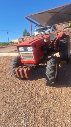 Yanmar YN330D Tractor 2
