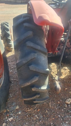 Yanmar YN330D Tractor 6