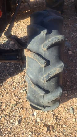 Yanmar YN330D Tractor 11