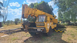 P&H 20 Ton All Terrain Crane Truck 2
