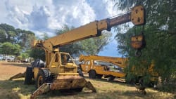 Galion 12 ton Semi - Hydraulic Crane truck  6