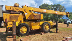Grove 18 ton All Terrain Crane Truck 3