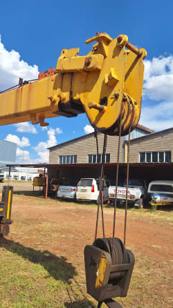 Grove 18 ton All Terrain Crane Truck 7