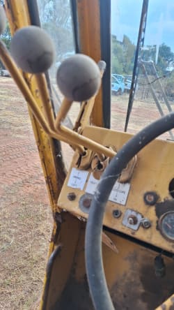 Grove 18 ton All Terrain Crane Truck 27
