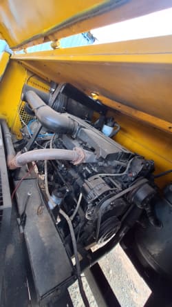 CompAir-Holman 400-125 Mobile Air Compressor  8