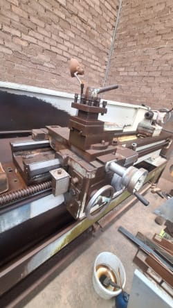 Used Dalian CD6256B Lathe 8