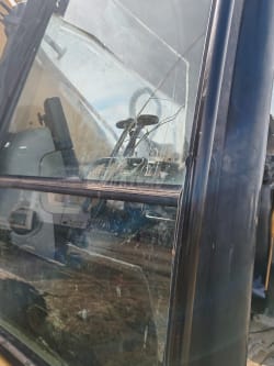 CAT 320DL Excavator 17