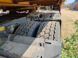 Volvo 480 Globetrotter Truck Tractor 7