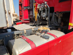 Volvo 480 Globetrotter Truck Tractor 8