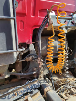 Volvo 480 Globetrotter Truck Tractor 17