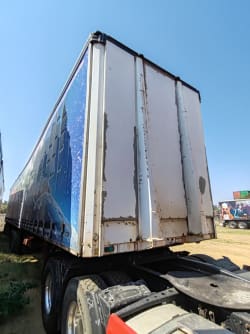 Afrit Tautliner Link Trailer 1